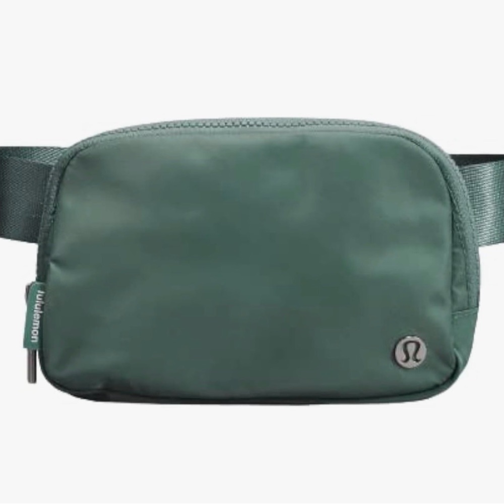 lululemon athletica Green Belt Bag